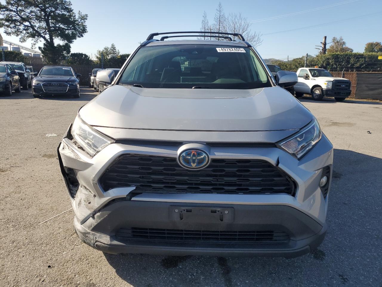 2020 TOYOTA RAV4 XLE - Image 5