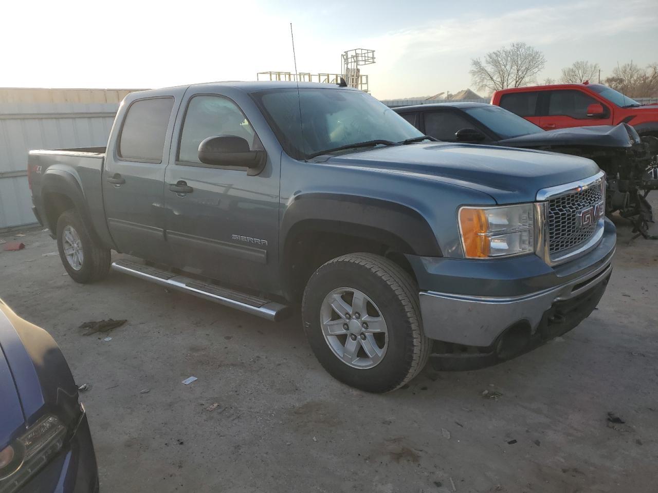 2011 GMC SIERRA K15 - Image 4