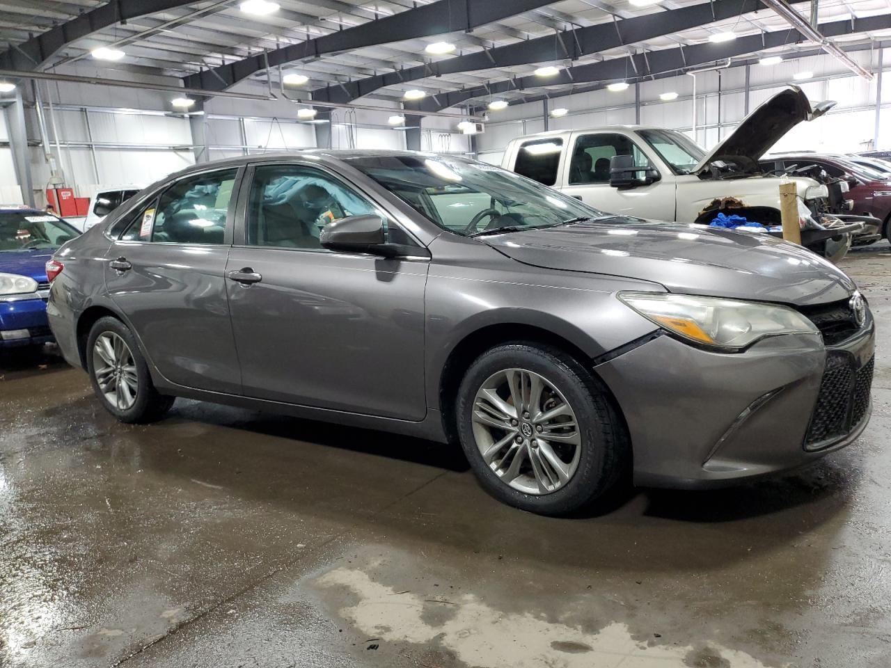 2016 TOYOTA CAMRY LE - Фото 4