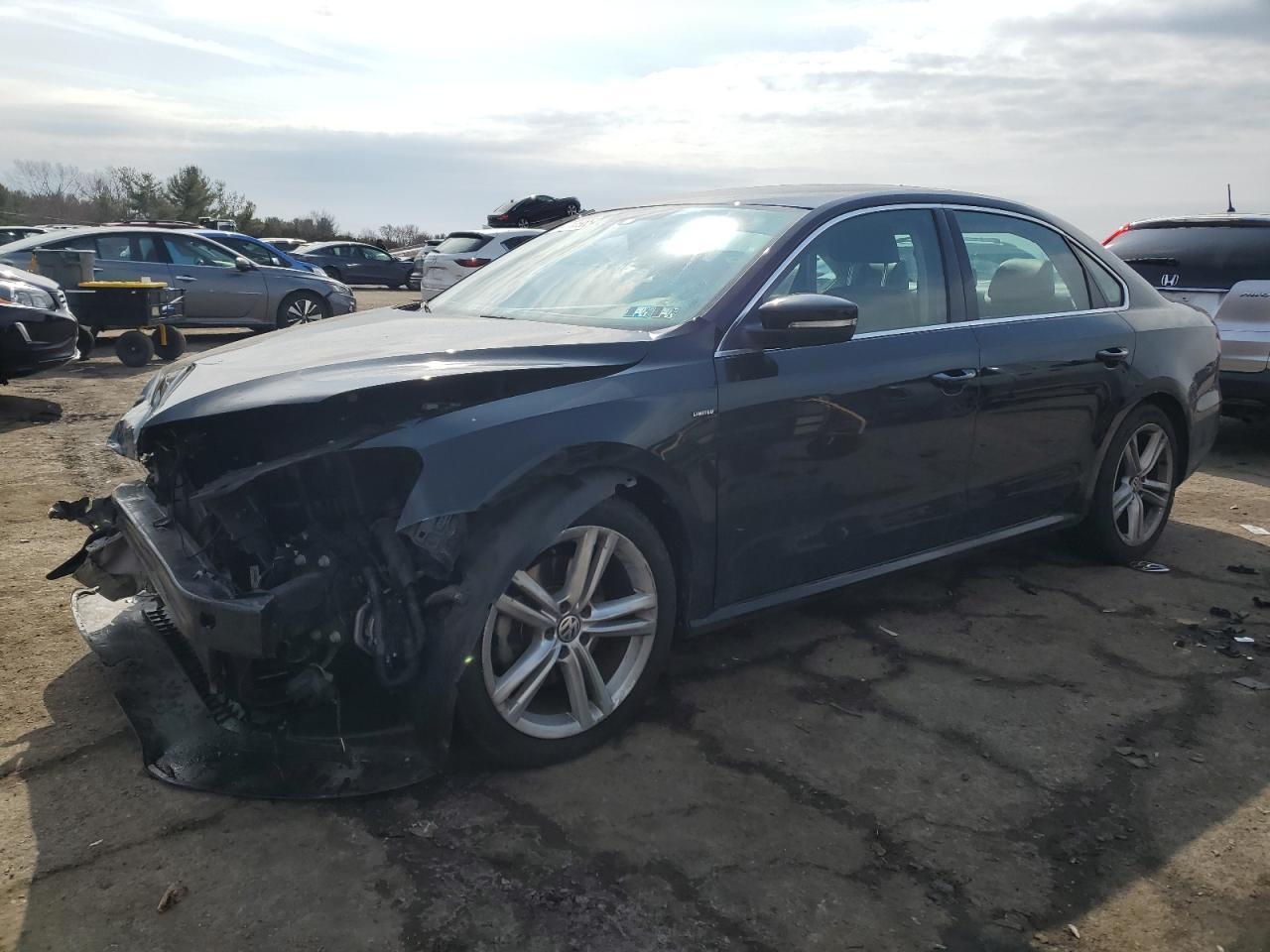 2015 VOLKSWAGEN PASSAT S