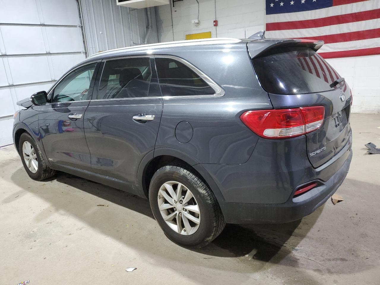 2016 KIA SORENTO LX - Image 2