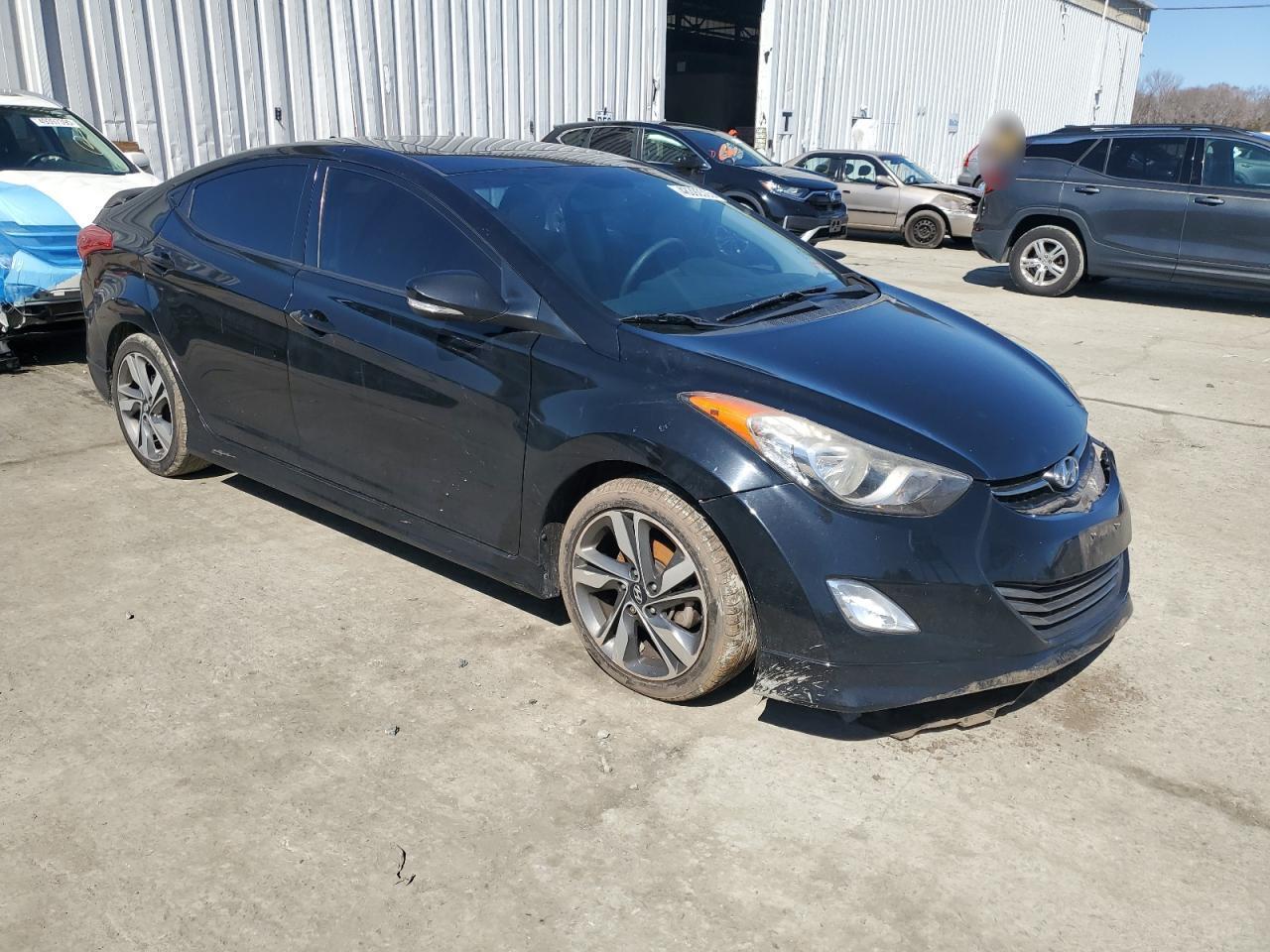 2013 HYUNDAI ELANTRA GL - Image 4