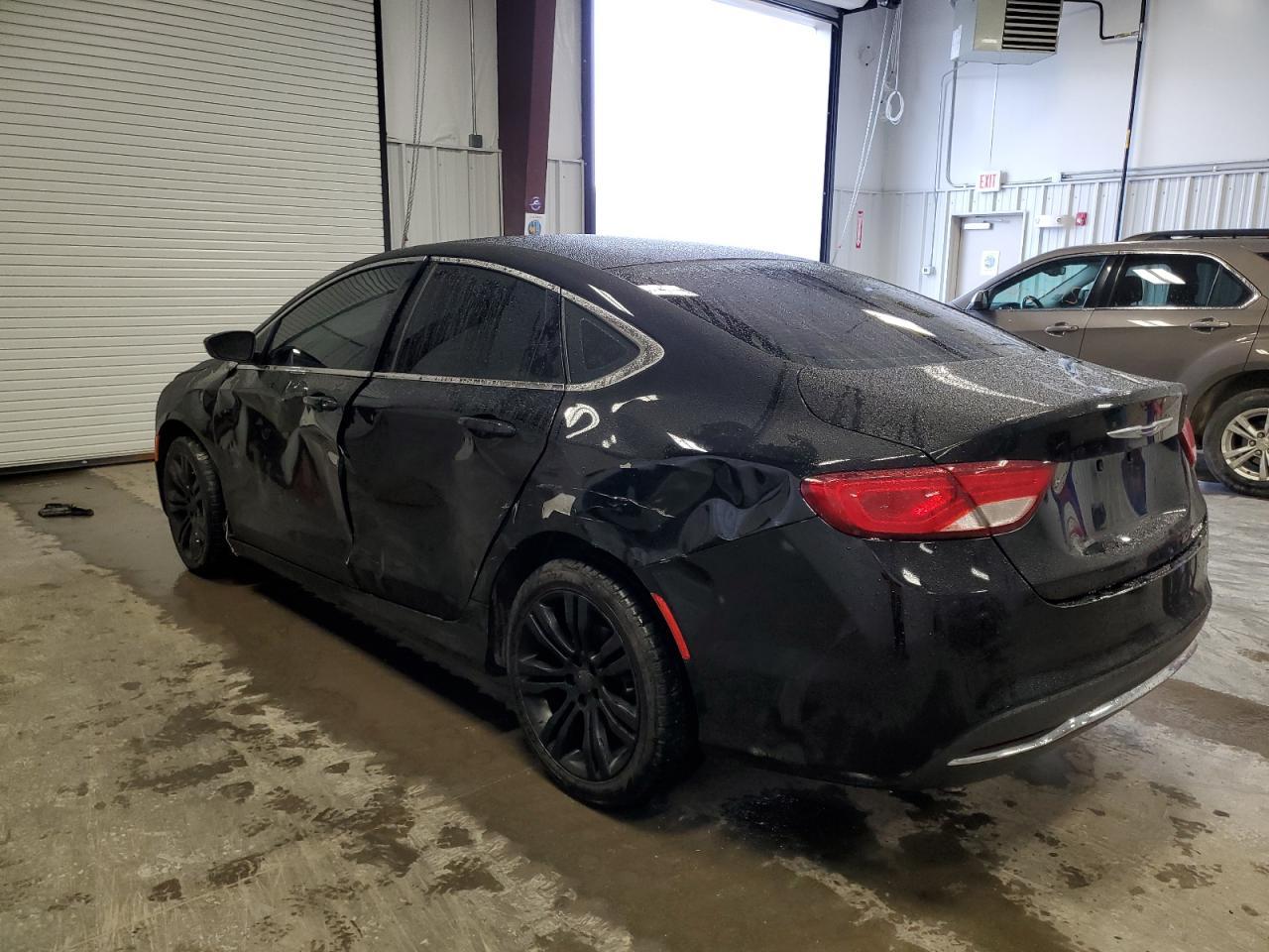 2015 CHRYSLER 200 LIMITE - Image 2