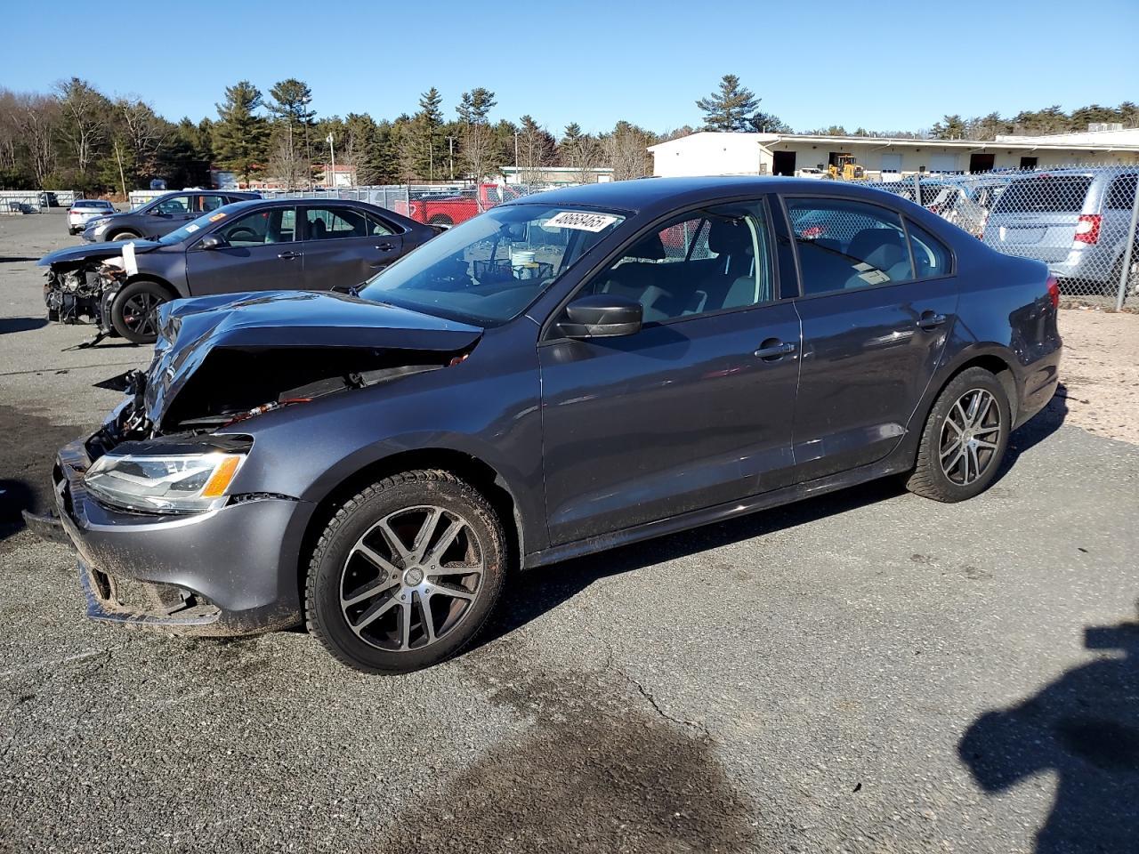 2013 VOLKSWAGEN JETTA BASE