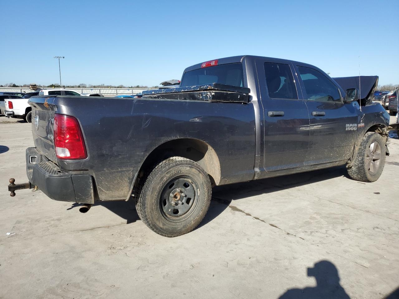 2017 RAM 1500 ST - Image 3