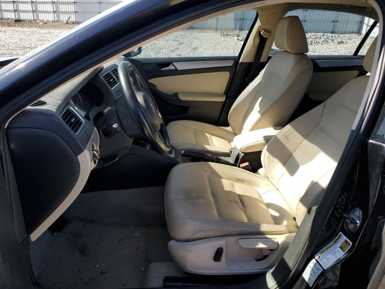 2014 VOLKSWAGEN JETTA SE - Image 7