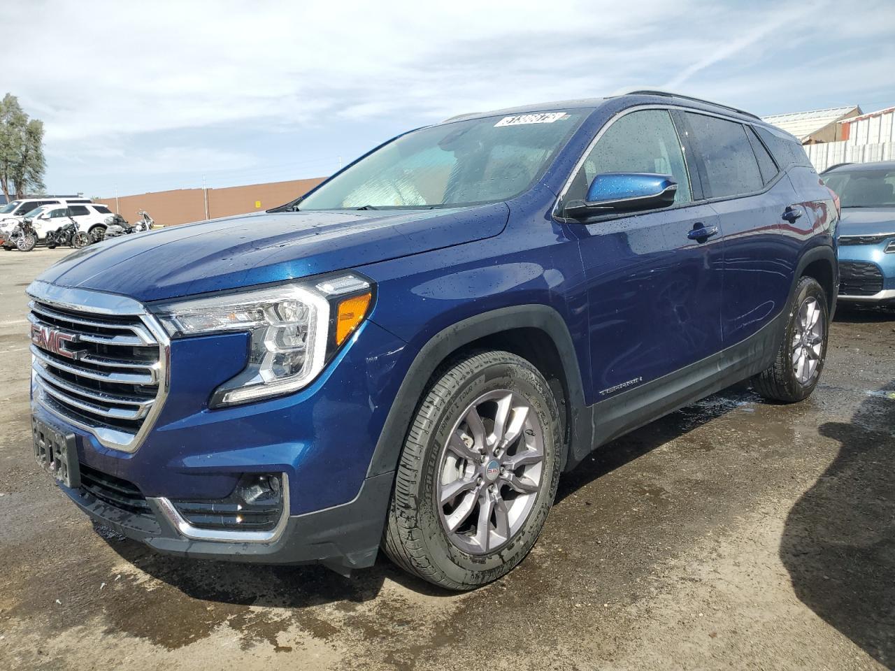 2023 GMC TERRAIN SL