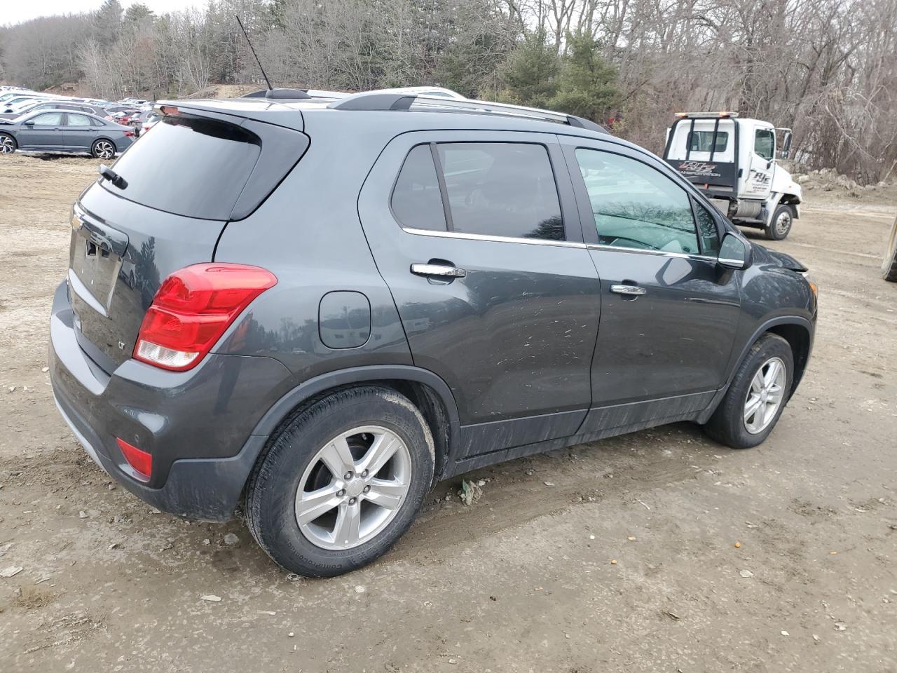 2019 CHEVROLET TRAX 1LT - Фото 3