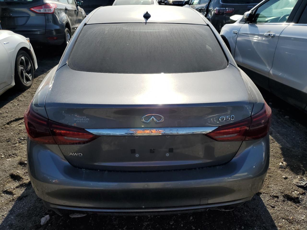 2018 INFINITI Q50 LUXE - Image 6