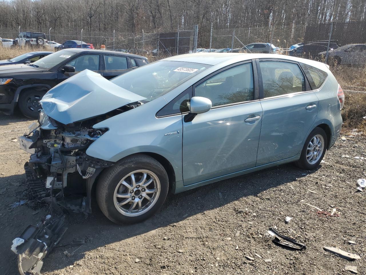 2017 TOYOTA PRIUS V