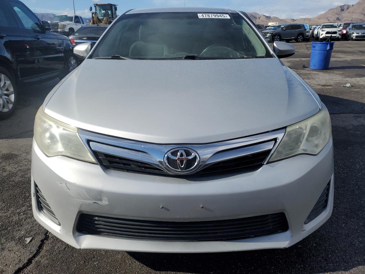 2014 TOYOTA CAMRY L - Фото 5