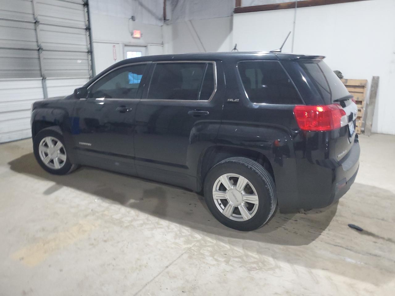 2014 GMC TERRAIN SL - Image 2