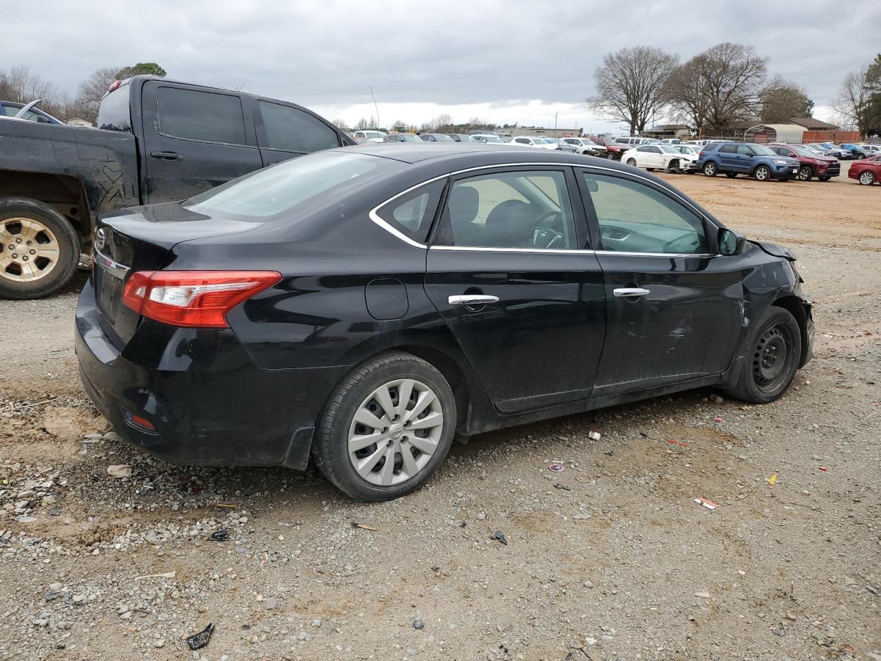 2017 NISSAN SENTRA S - Фото 3