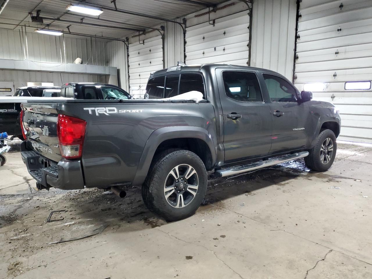2016 TOYOTA TACOMA DOU - Image 3