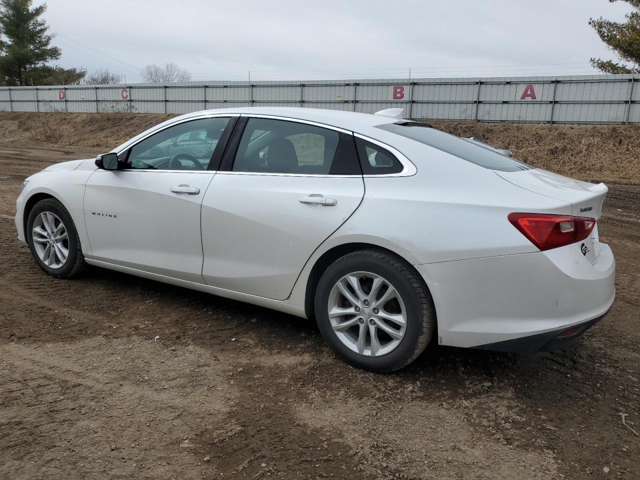 2017 CHEVROLET MALIBU LT - Image 2