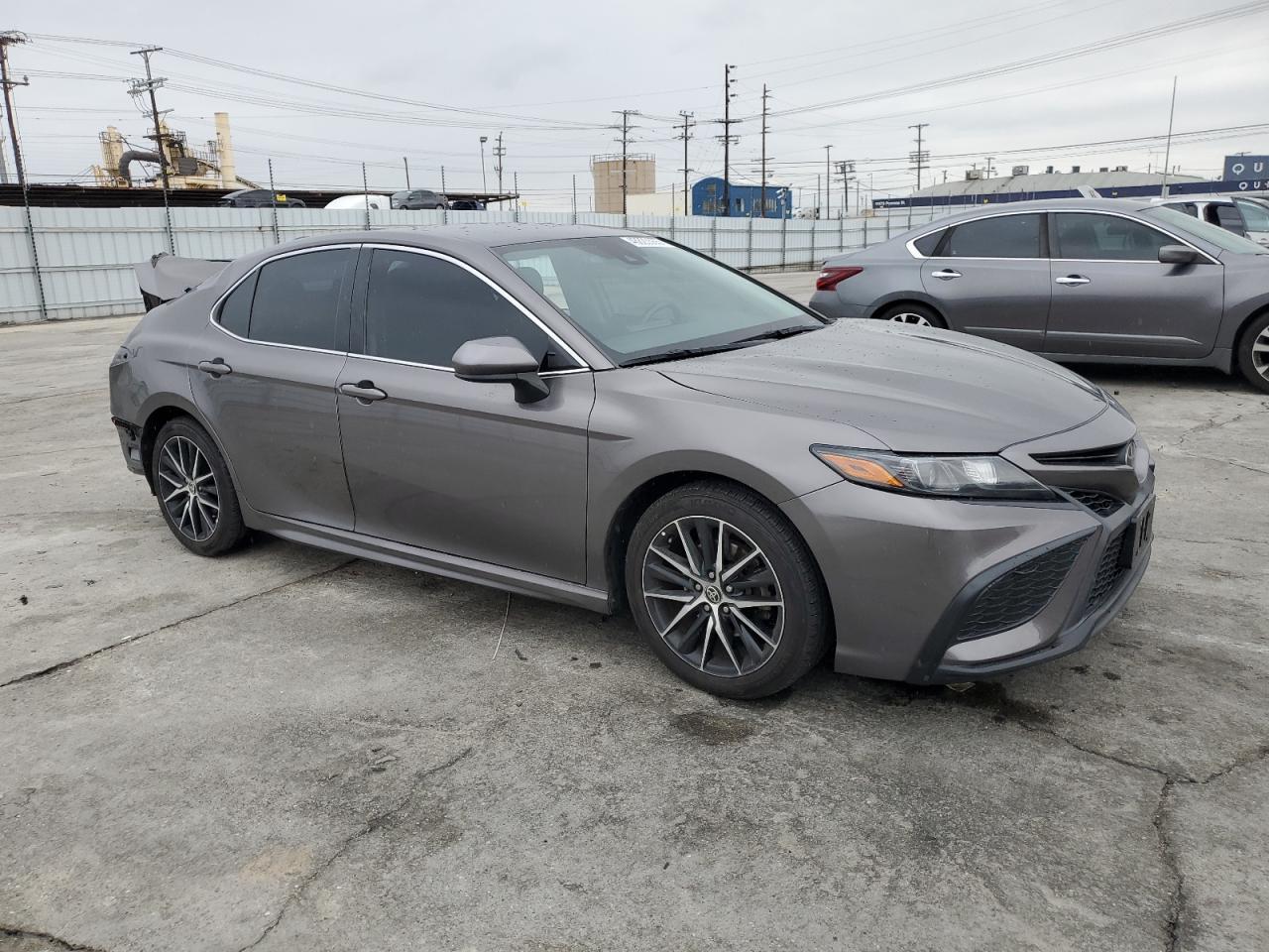 2021 TOYOTA CAMRY SE - Image 4