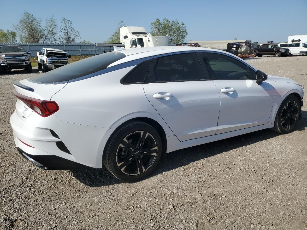 2023 KIA K5 GT LINE - Фото 3