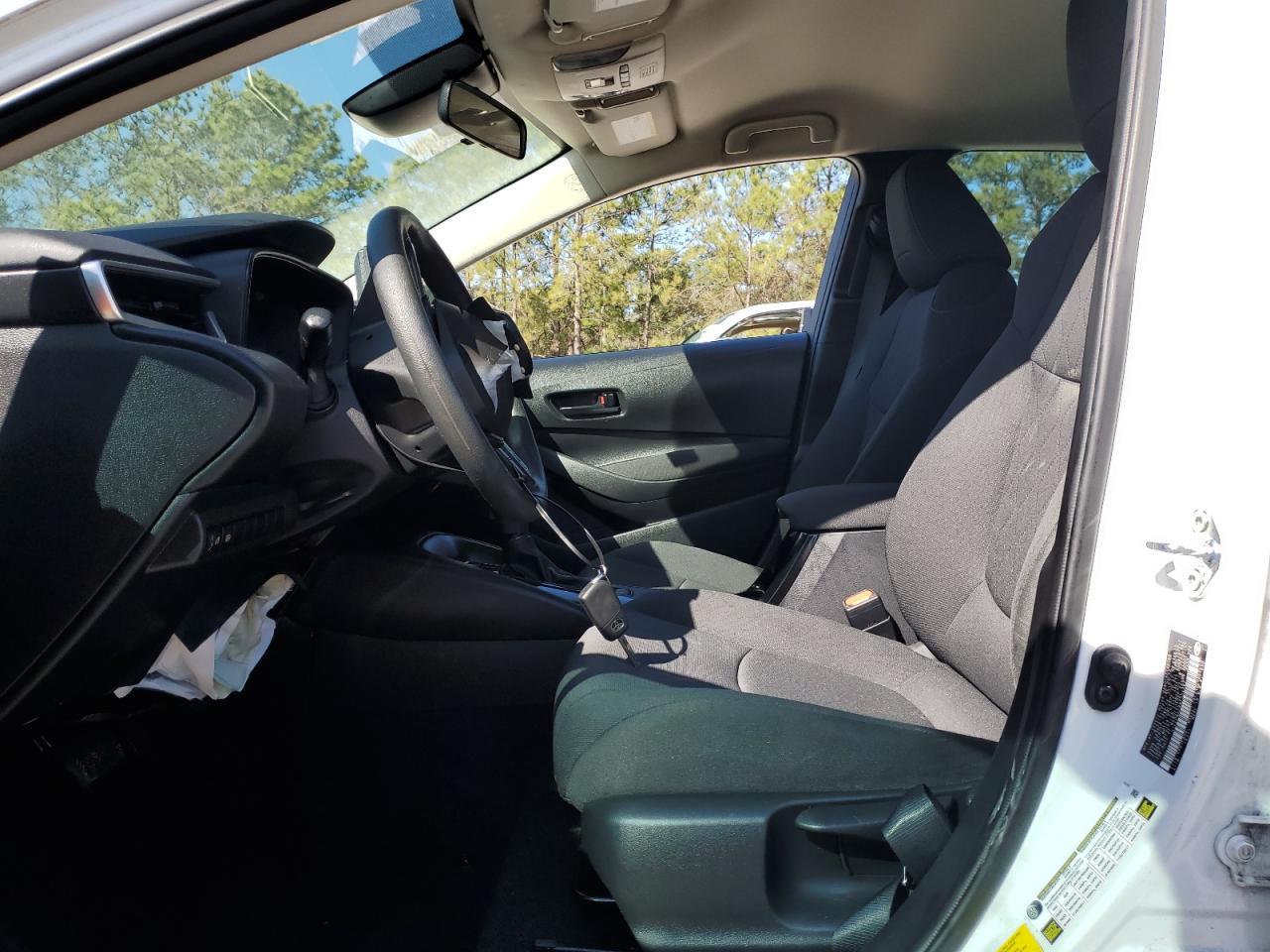 2022 TOYOTA COROLLA LE - Фото 7