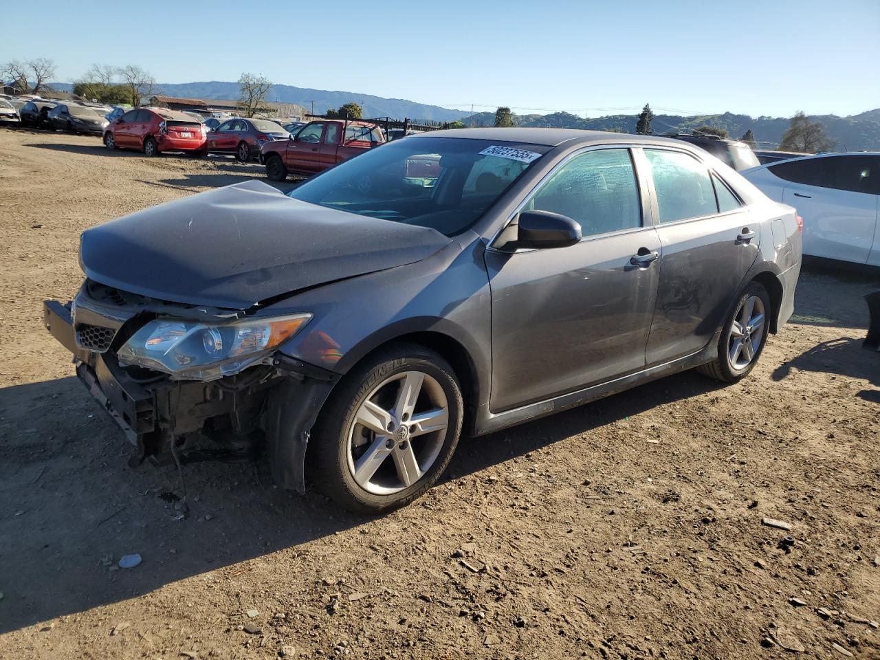 2013 TOYOTA CAMRY L