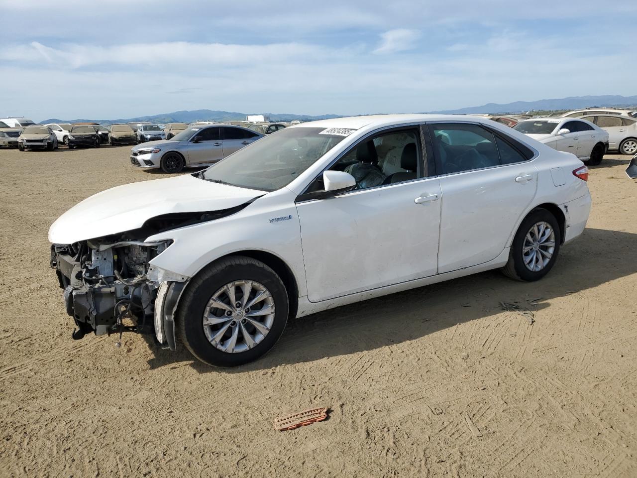 2016 TOYOTA CAMRY HYBR