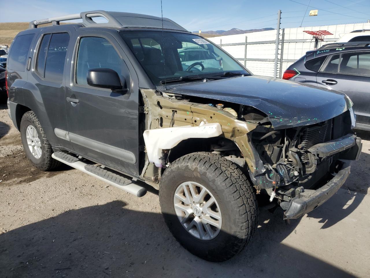 2015 NISSAN XTERRA X - Image 4