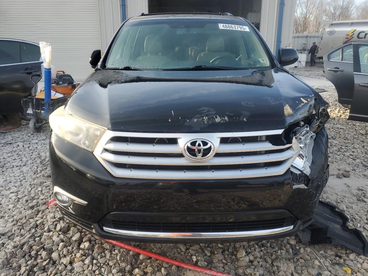 2011 TOYOTA HIGHLANDER - Фото 5