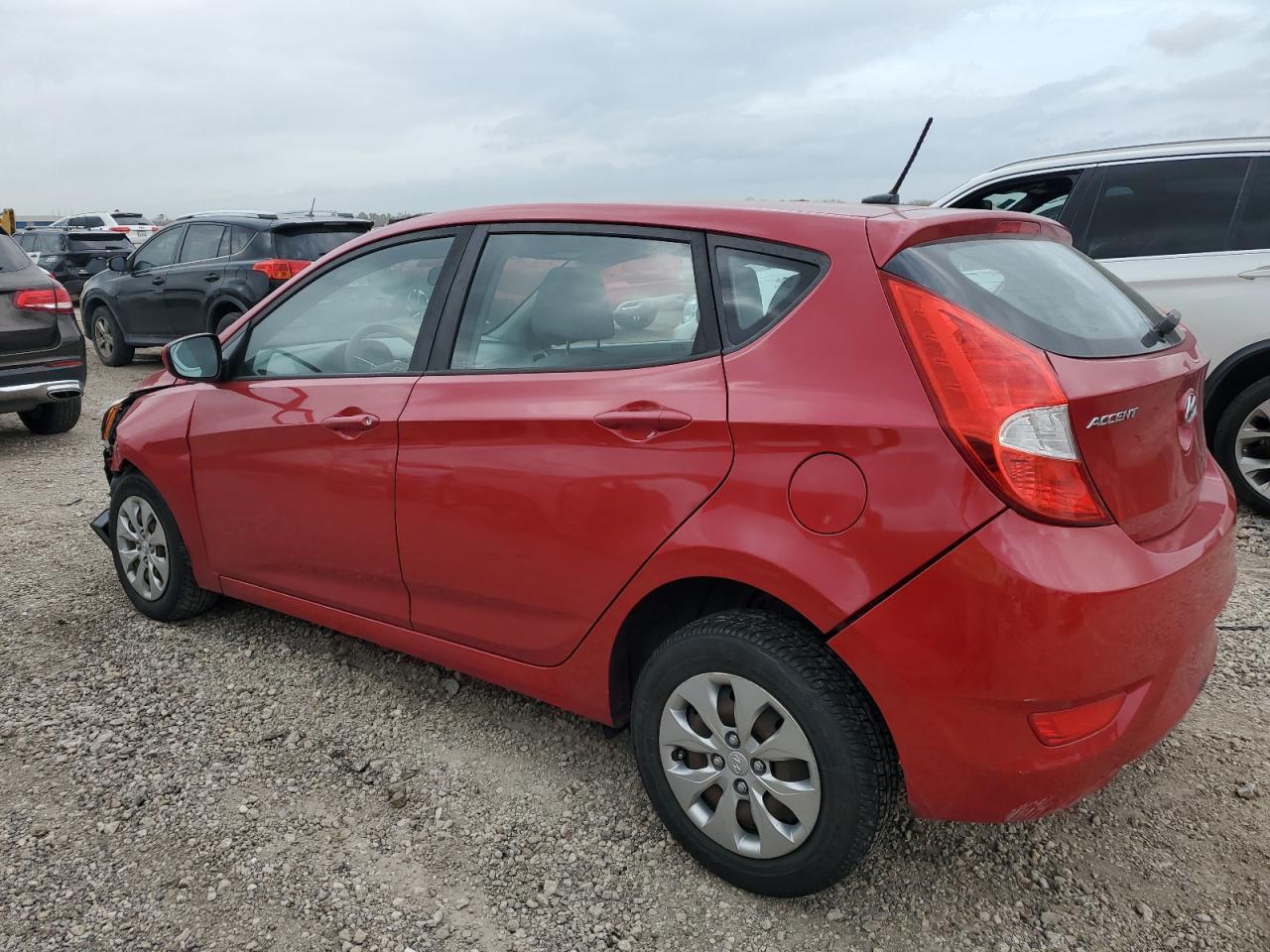 2017 HYUNDAI ACCENT SE - Image 2