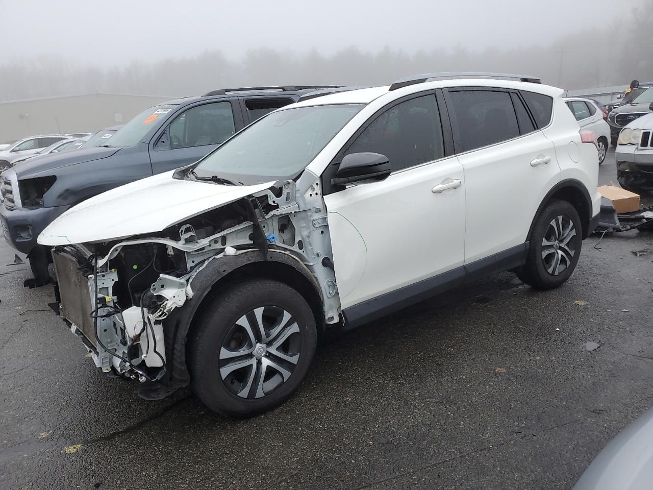 2018 TOYOTA RAV4 LE