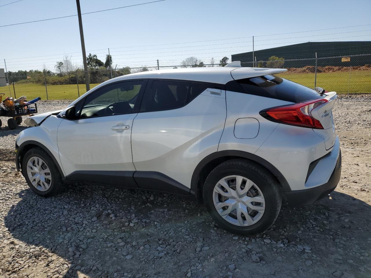 2021 TOYOTA C-HR XLE - Фото 2