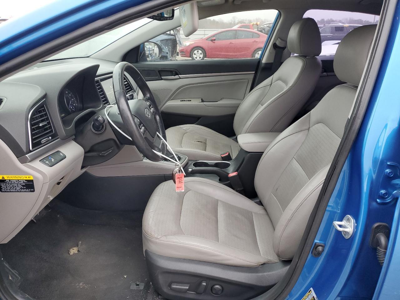 2017 HYUNDAI ELANTRA SE - Image 7