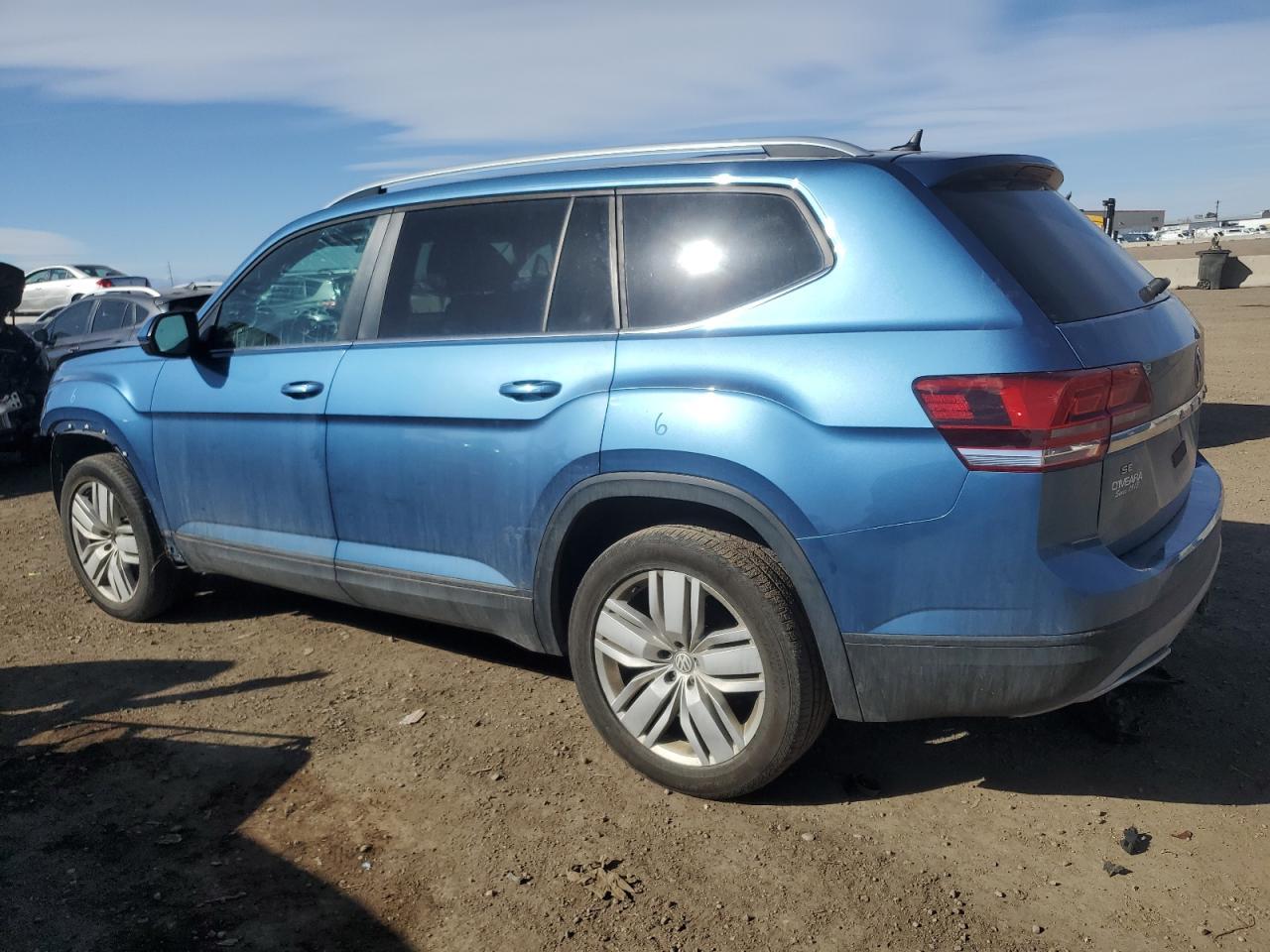 2019 VOLKSWAGEN ATLAS SE - Фото 2