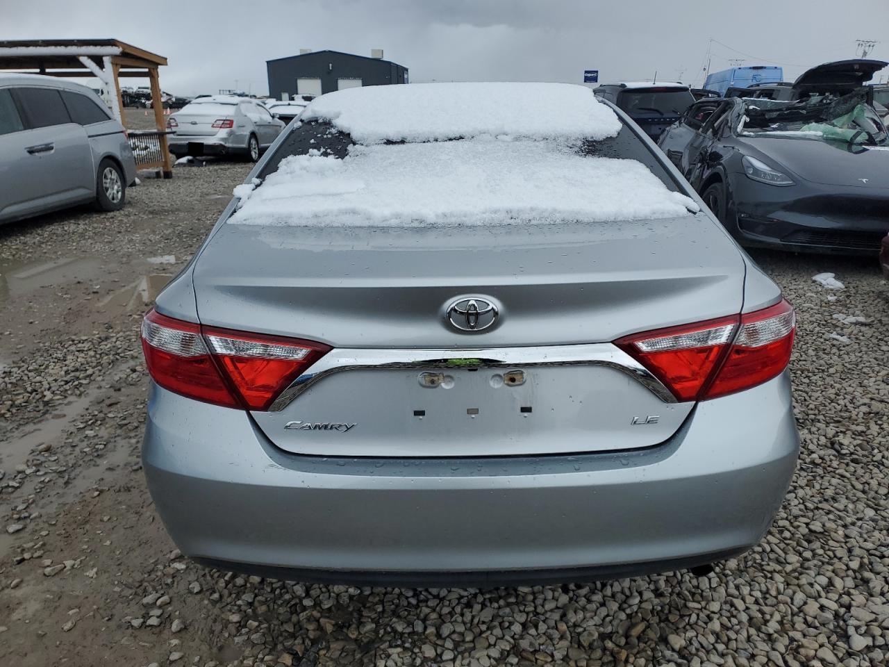 2017 TOYOTA CAMRY LE - Фото 6