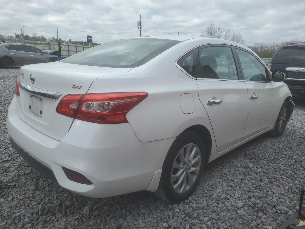 2018 NISSAN SENTRA S - Фото 3