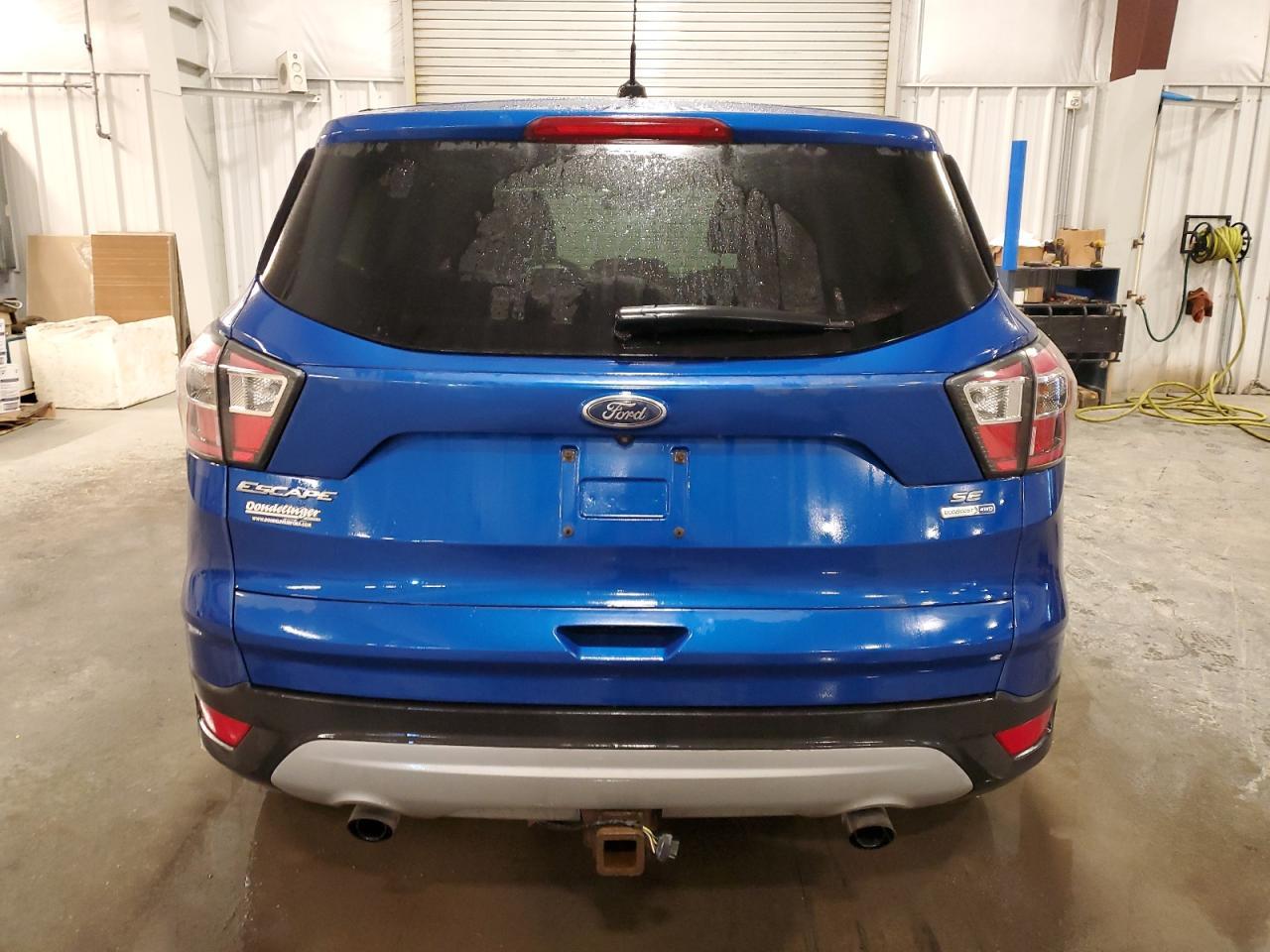2017 FORD ESCAPE SE - Фото 6