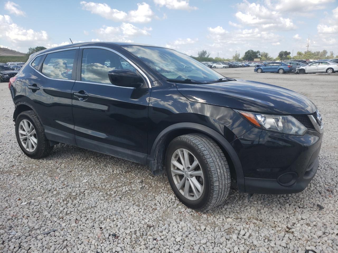 2017 NISSAN ROGUE SPOR - Фото 4