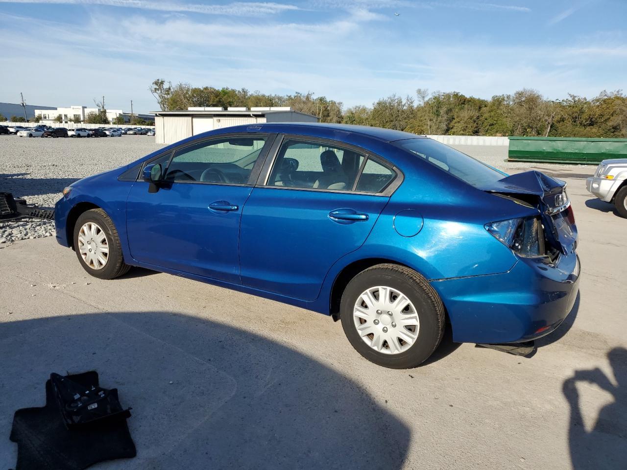 2015 HONDA CIVIC LX - Image 2