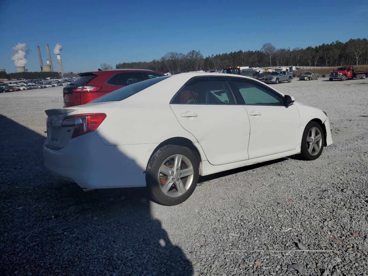 2014 TOYOTA CAMRY L - Фото 3