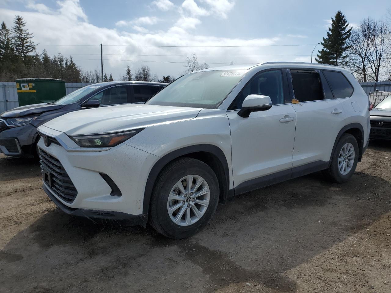 2024 TOYOTA GRAND HIGH