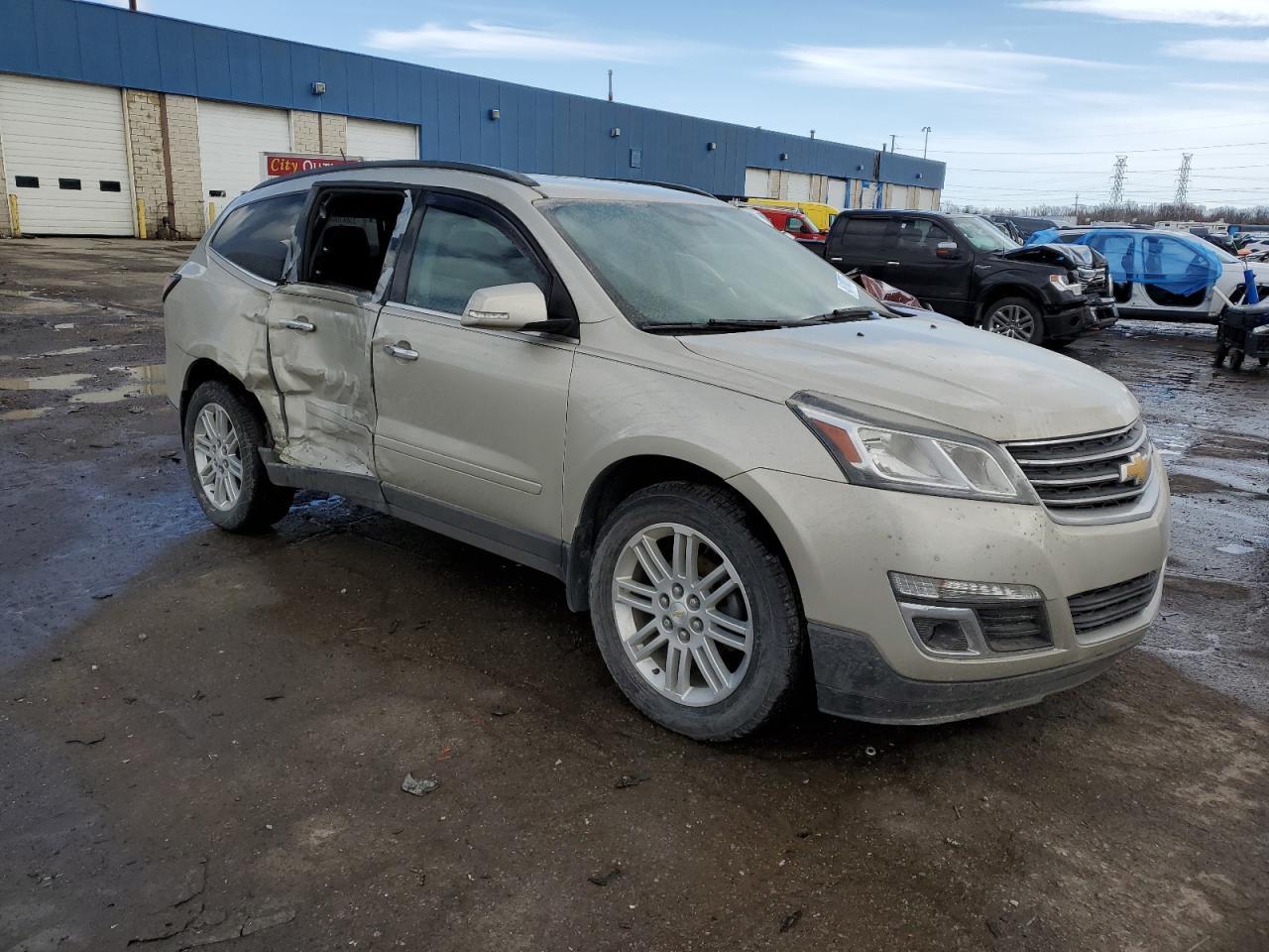2015 CHEVROLET TRAVERSE L - Image 4