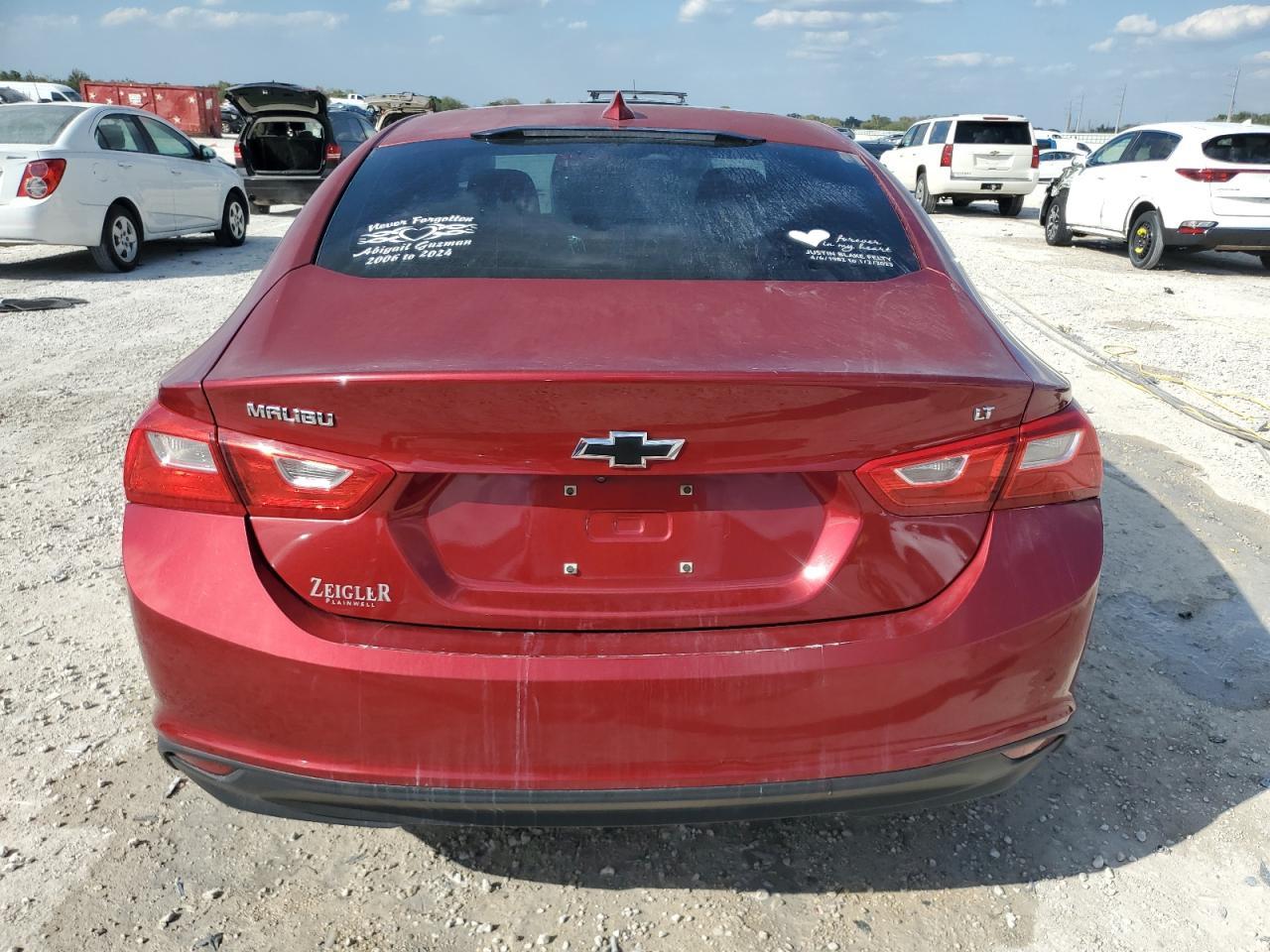 2017 CHEVROLET MALIBU LT - Image 6