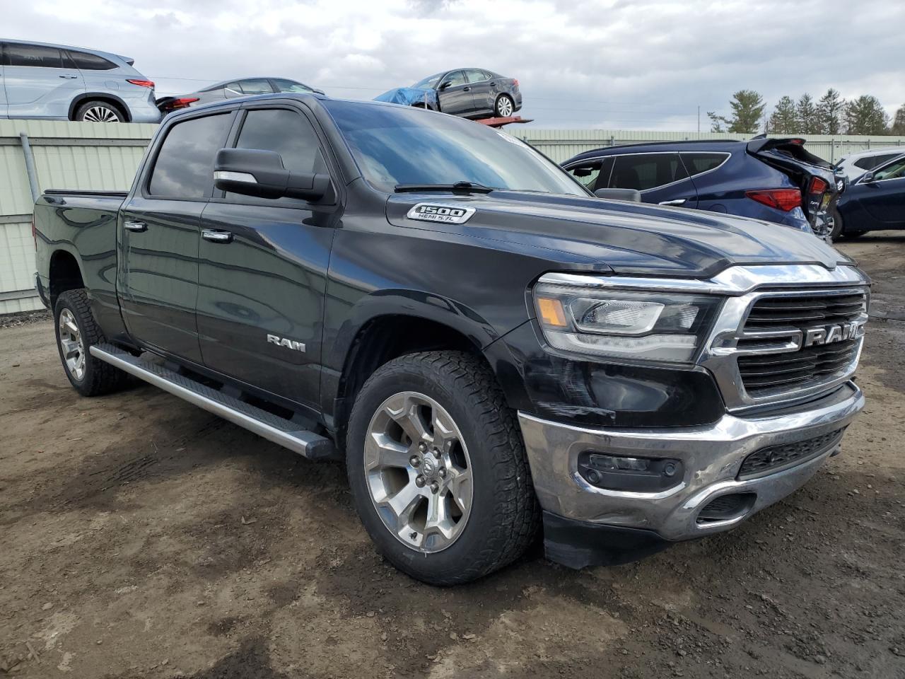 2019 RAM 1500 BIG H - Фото 4