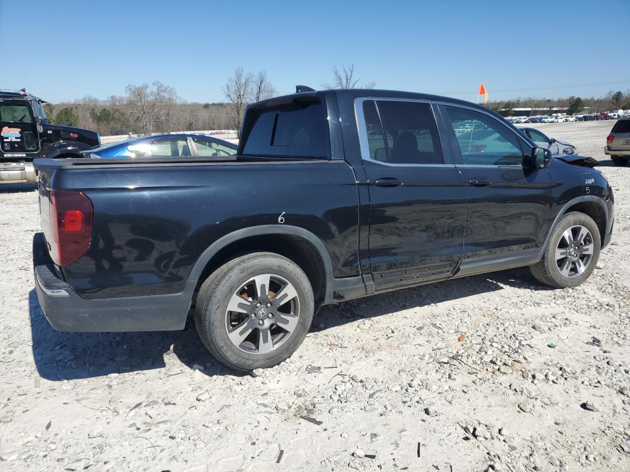 2019 HONDA RIDGELINE - Image 3