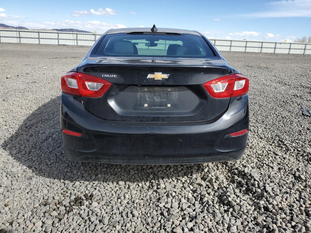 2017 CHEVROLET CRUZE LS - Image 6