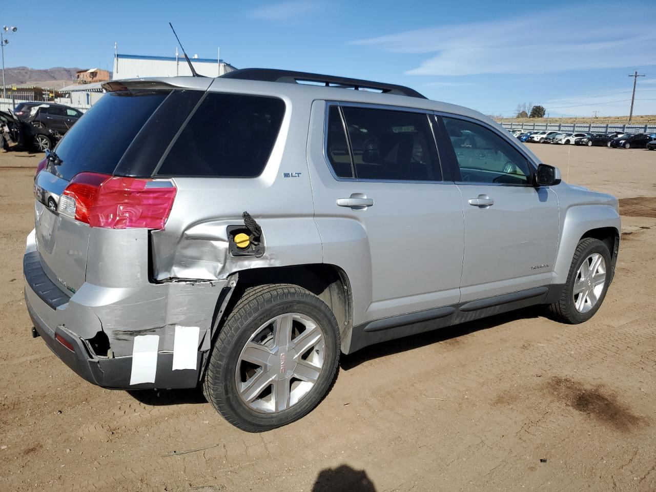 2012 GMC TERRAIN SL - Image 3