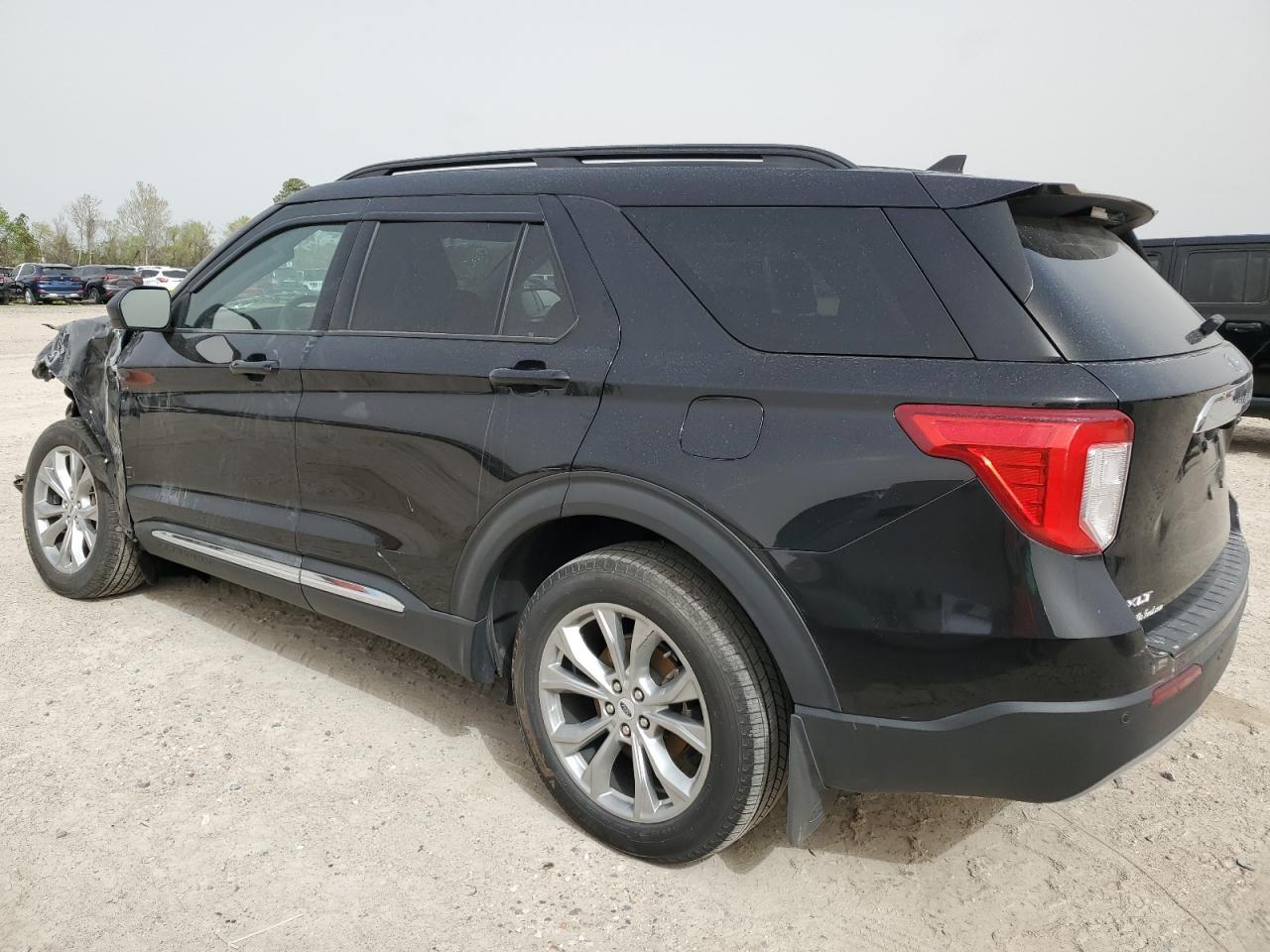 2022 FORD EXPLORER X - Фото 2