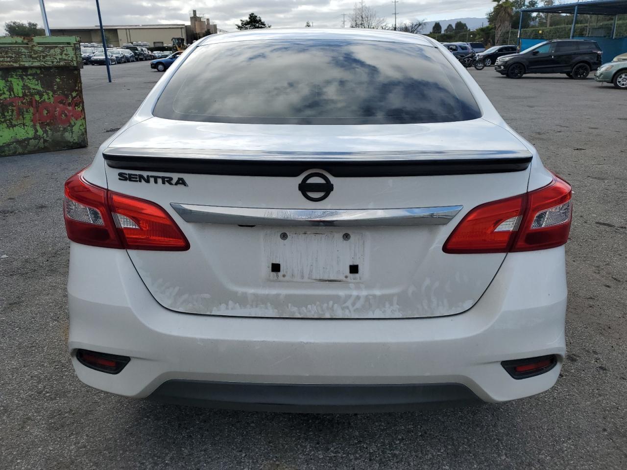 2018 NISSAN SENTRA S - Фото 6