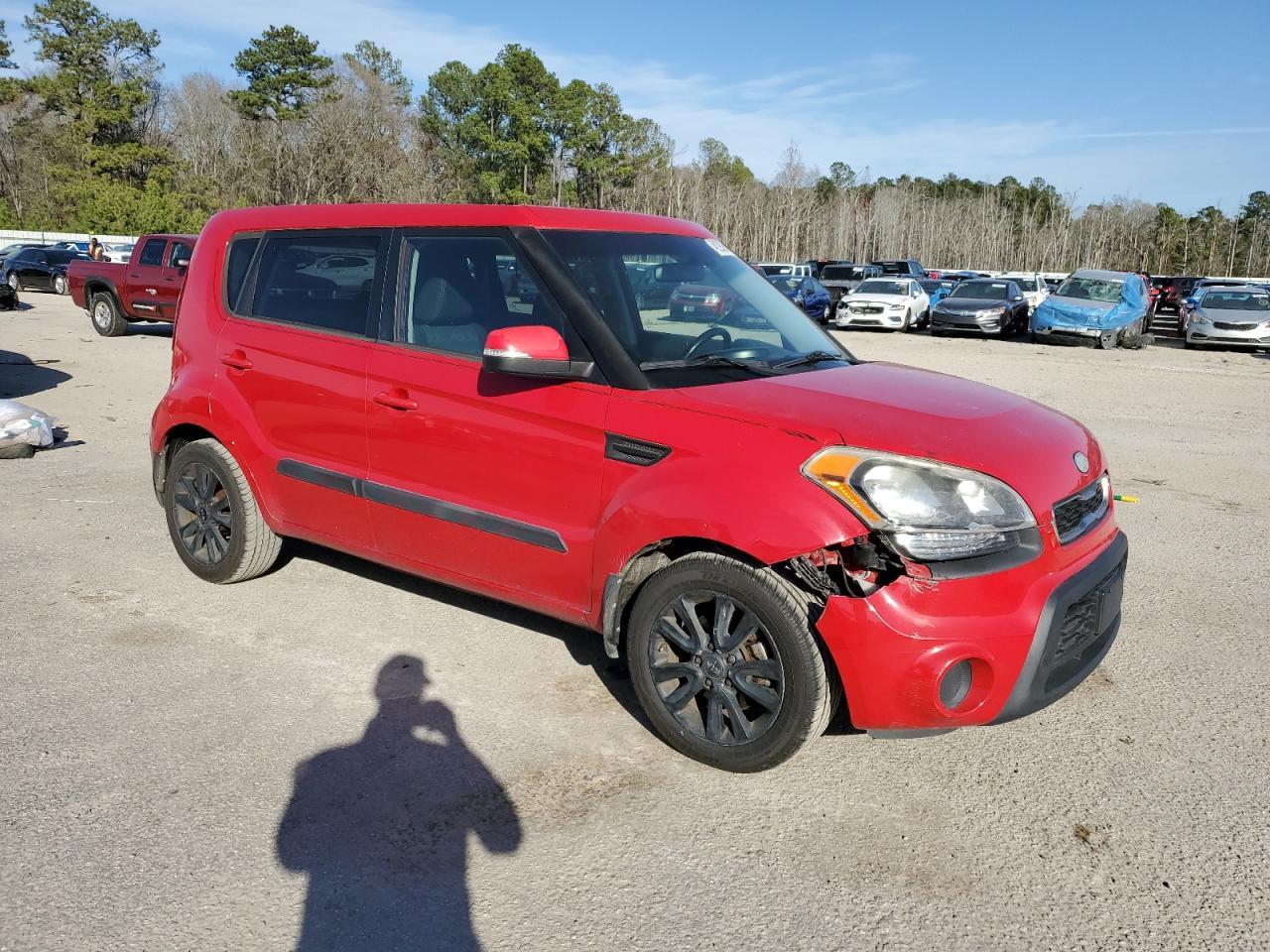 2013 KIA SOUL + - Image 4