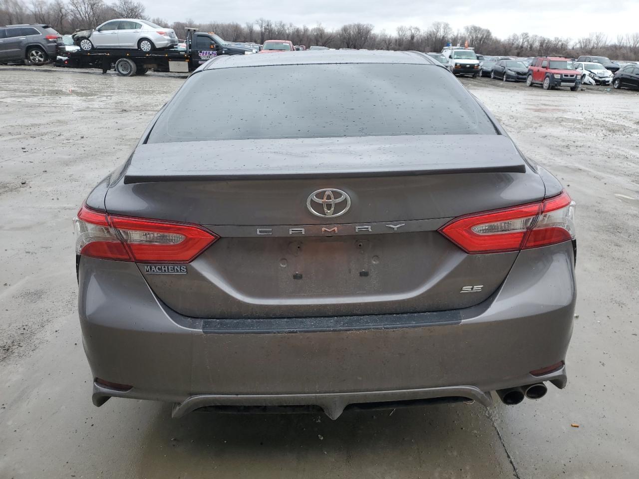 2018 TOYOTA CAMRY L - Фото 6
