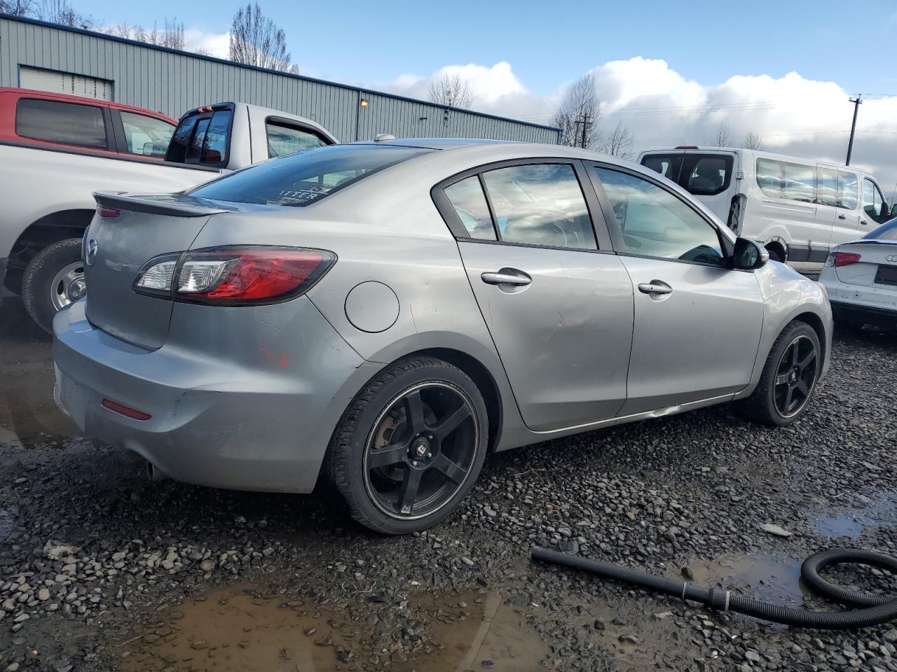 2010 MAZDA 3 S - Фото 3