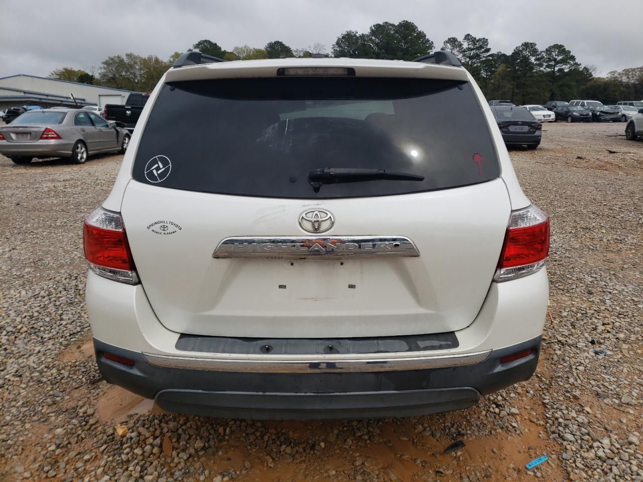 2011 TOYOTA HIGHLANDER - Фото 6